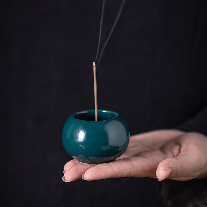 Маленькая керамическая подставка для благовоний-палочек, красочные медитативные украшения, держатель для сандаловых благовоний, печь для благовоний для чайной церемонии