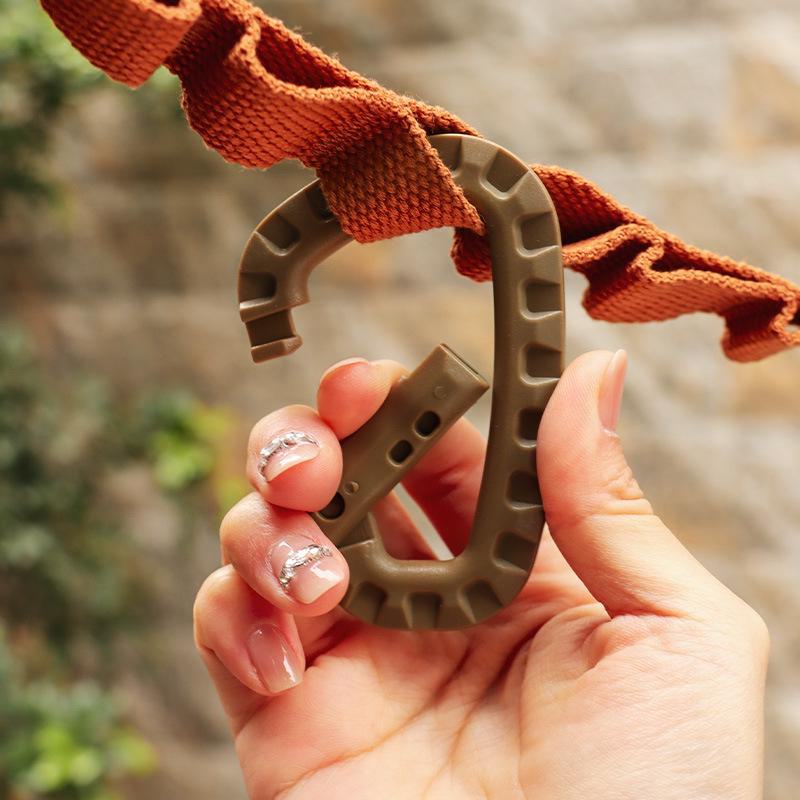 Lightweight Medium Tactical Outdoor Climbing Bag with Quick Hook Keychain D-Buckle