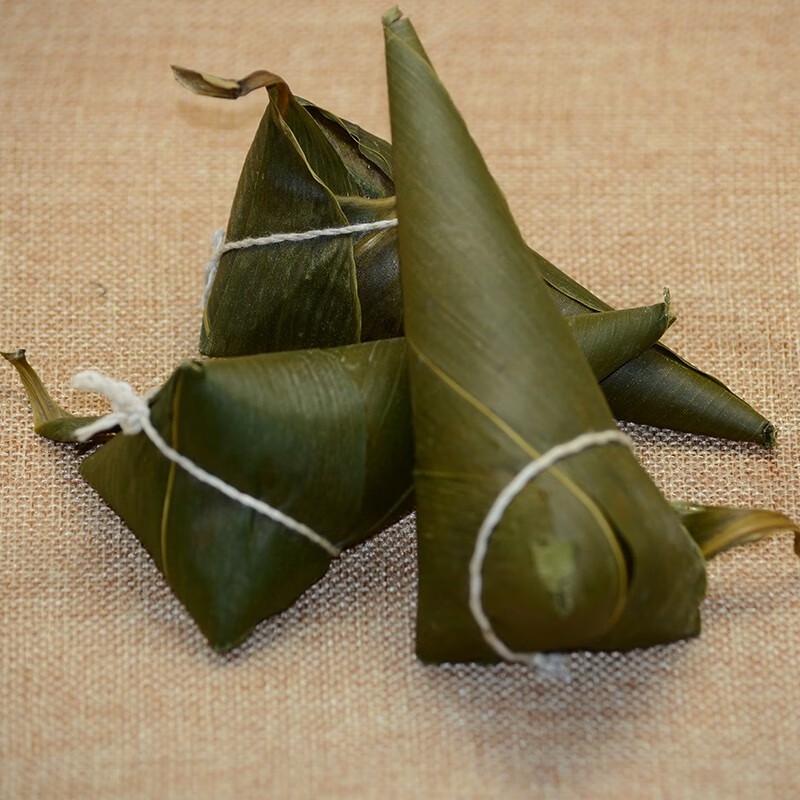 Цзунцзы из клейкого риса с красными финиками Xifei