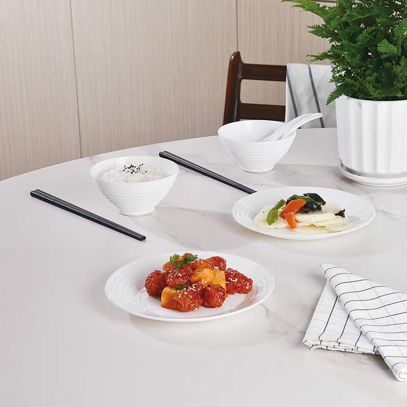 Luminarc Huairuina White Jade 8-Piece Dinnerware Set