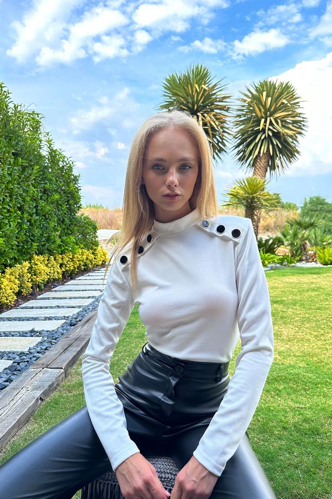 Женская блузка, новый сезон, модная черная трикотажная блузка из крепа с высоким воротником и пуговицами