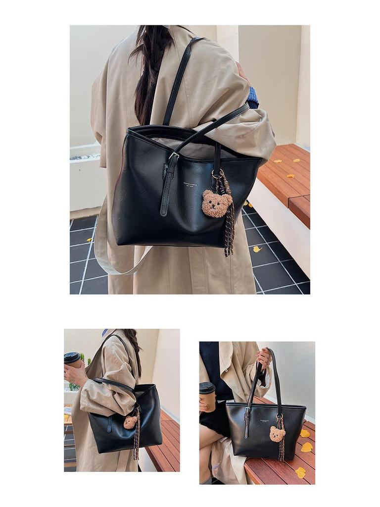 Women's Korean Fashion Large-Capacity Retro Tote Bag - Versatile and Stylish Underarm Accessory
