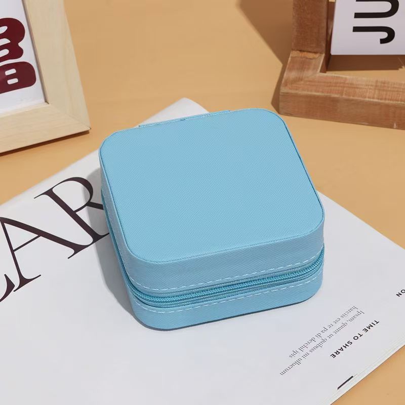 Korean version of simple jewelry box, ring, earrings, trinkets, storage box, travel portable small square box, spot.