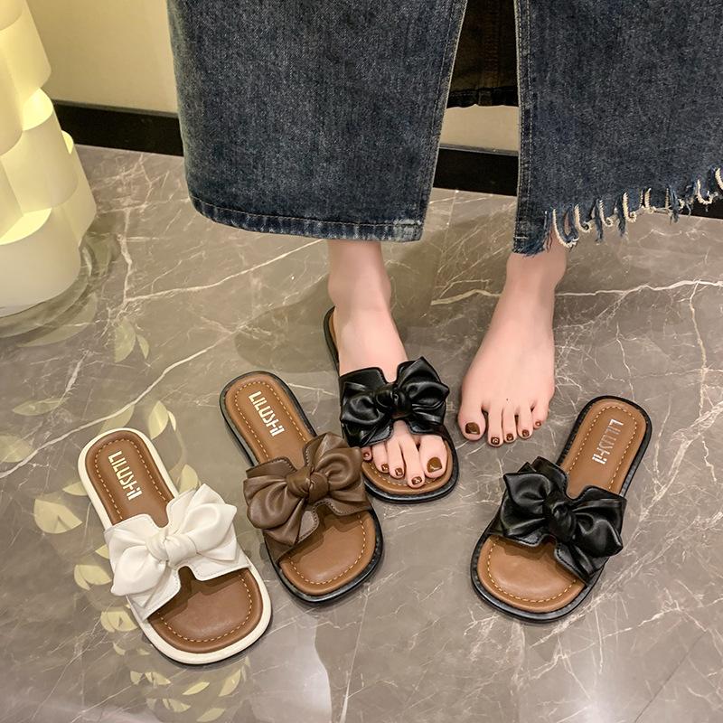 Модные мягкие цветочные тапочки с толстым дном и открытым носком, женские летние корейские сандалии на плоской подошве с бантом, противоскользящие сандалии De Mujer Verano 2024
