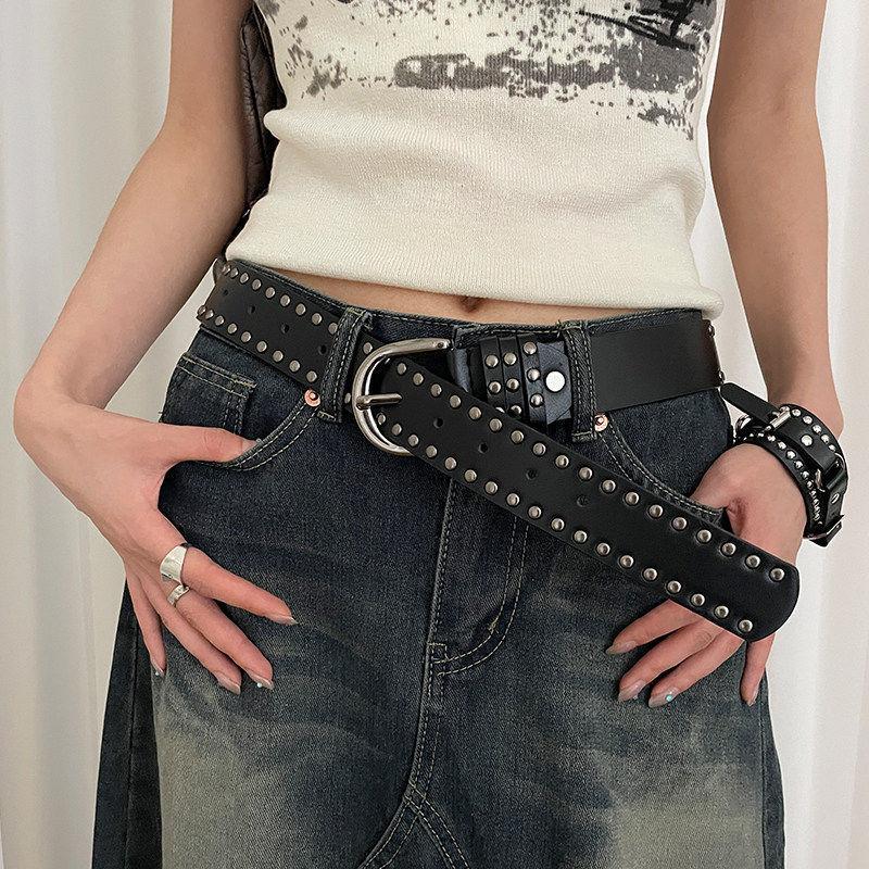 Retro American Suede Belt For Women With Metal Embellishments For Casual Wear