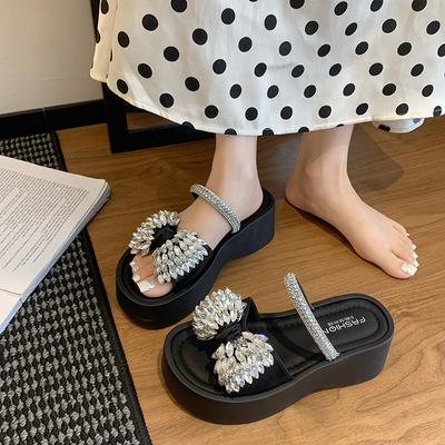 Женская обувь – Сандалии