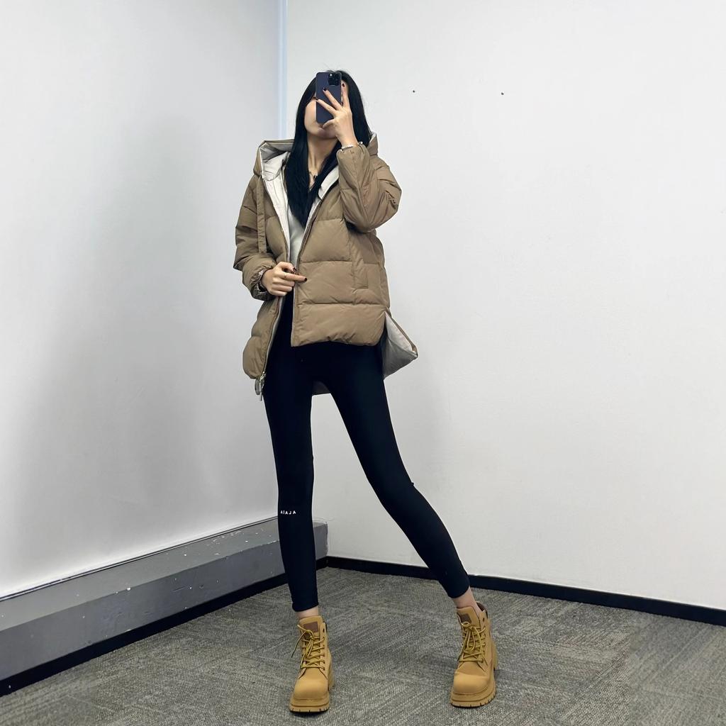 Shenzhen Nanyou women wear down jackets on both sides, winter new hooded short bread jackets, high-end trendy jackets