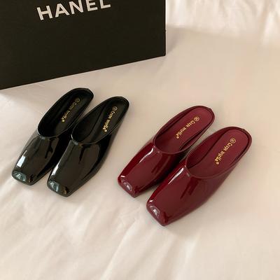 2025 лето новый красный сумка голова полушлепанцы женская одежда мода универсальные ленивые одна педаль мюли