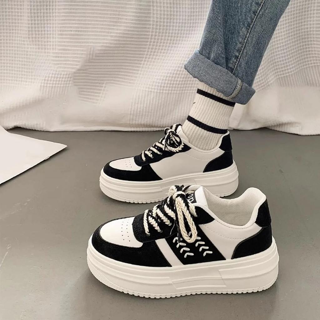 Fashion Thick Soled Sponge Cake Shoes For Women Spring Autumn Casual Versatile Sports Board Shoes Height Increasing Small White Shoes
