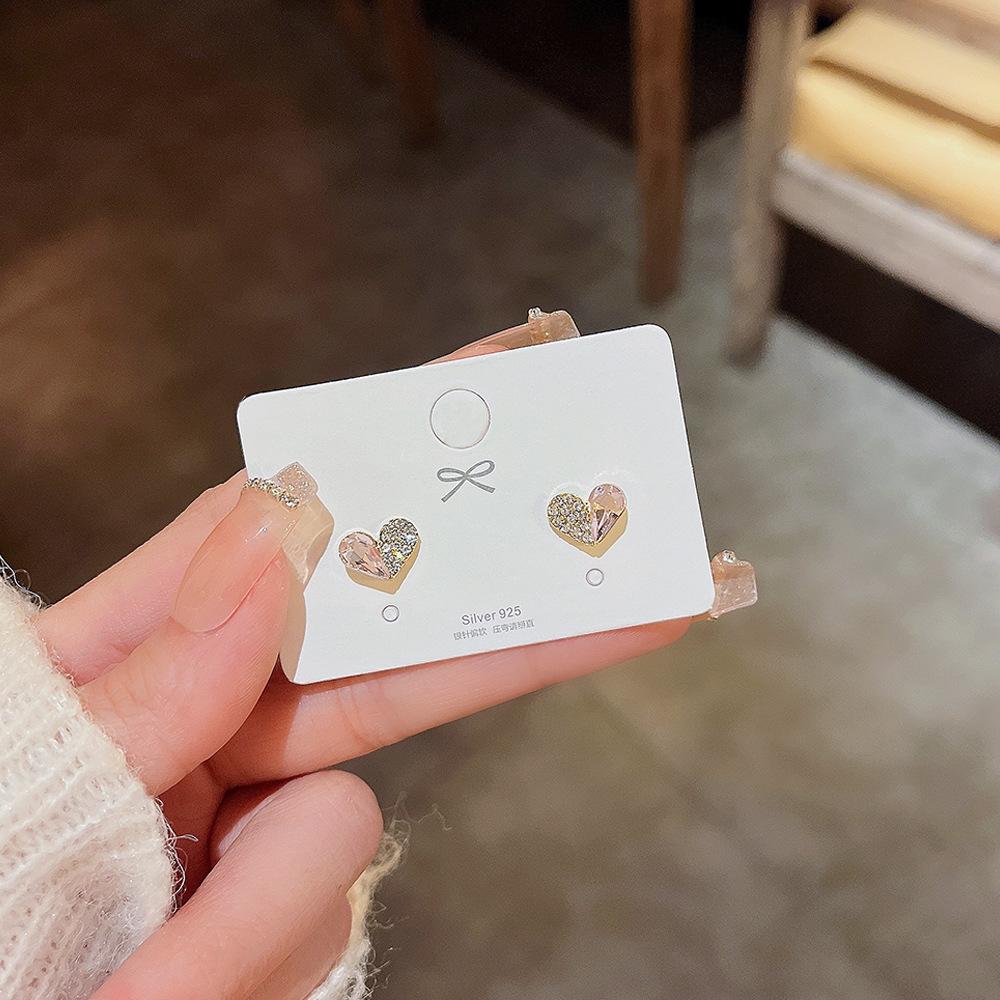 925 Silver Needle Asymmetric Pink Love Earrings Female Exquisite Online Celebrity Earrings with the Same Design Sense.