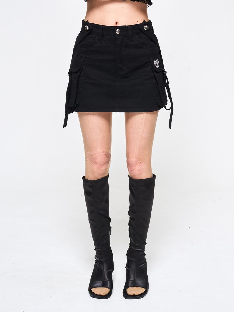 YEEL Cross Strap Cargo Skirt Black