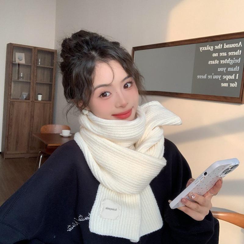 Korean version ins style new red scarf women's autumn and winter new high-value Chinese red warm scarf knitted circumference