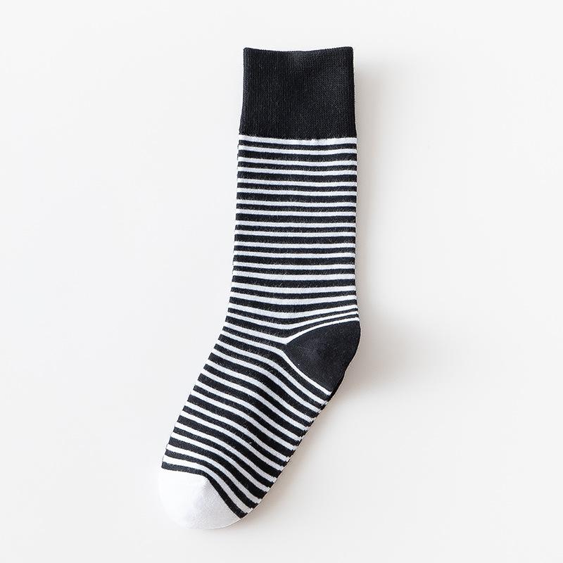 Female Spring and Autumn Classic Assorted Color Stripe Design In The Tube Cotton Socks