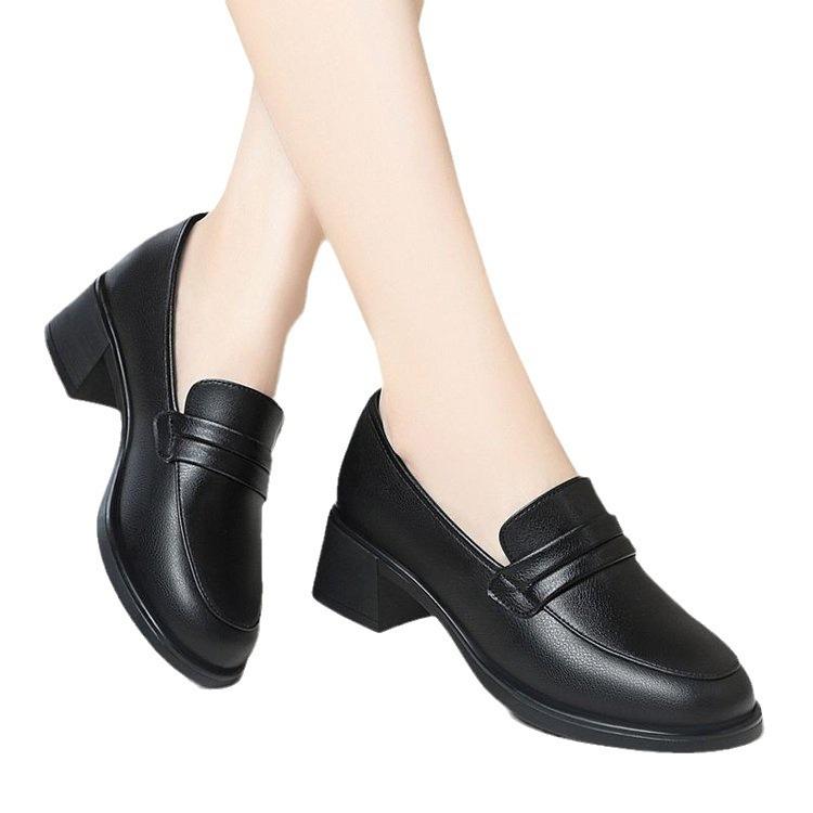 Кожаные туфли для женщин среднего возраста, рабочие туфли с глубоким вырезом и средним каблуком, одинарные туфли с мягкой подошвой, мягкие кожаные туфли для мам среднего и пожилого возраста