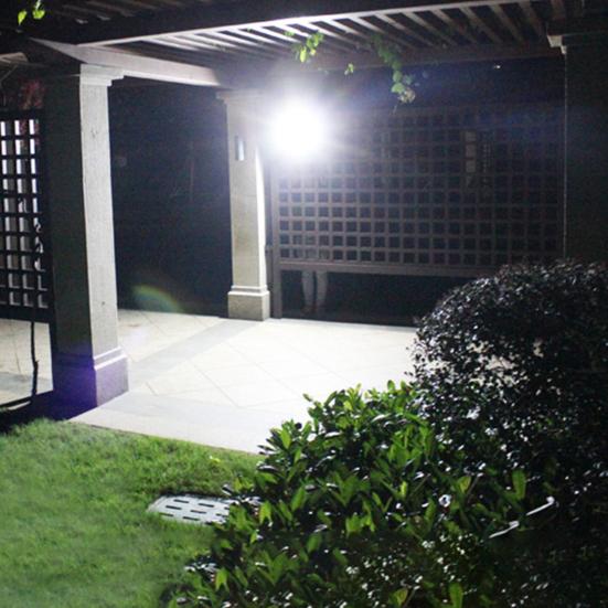 Outdoor Spotlight IP66 Waterproof Widely Used Metal Practical High Brightness Outdoor Security LED Floodlight Garden Supplies