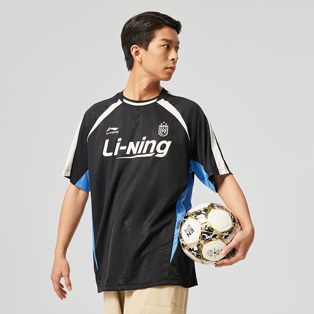 Li Ning Серия Спортивный Стиль Жизни Американский Ретро Повседневный Удобный Простой С Круглым Вырезом Универсальная Футболка с Коротким Рукавом Мужские Футболки Черный AHSV759-2