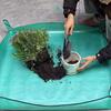 Large Plant Repotting Mat Thickened Waterproof for Indoor Plant Transplanting Mess Control Foldable Succulents Portable