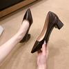 Модные туфли-лодочки Красная обувь для женщины 2025 на каблуке Черный острый носок Женская летняя обувь Высокие каблуки 40 Тренд со скидкой Отпуск
