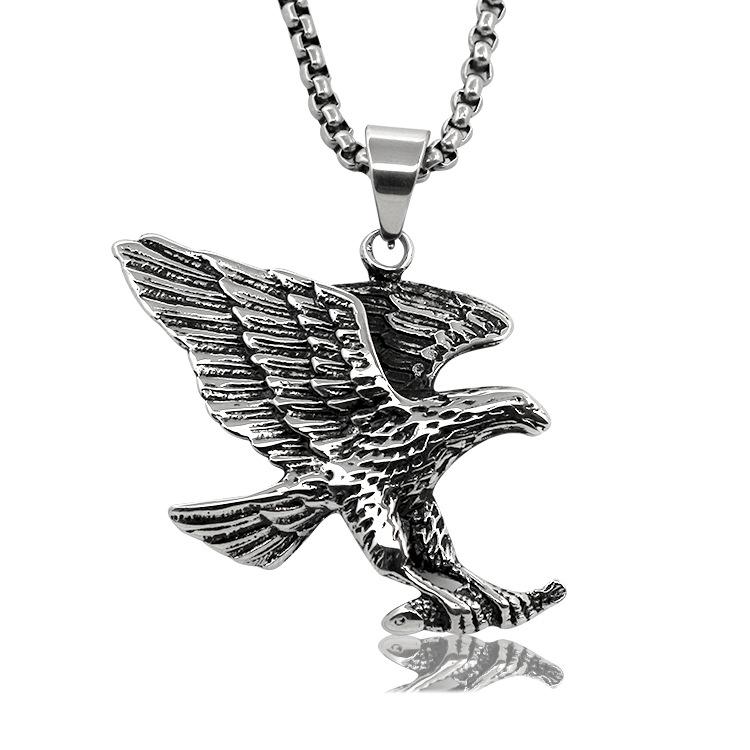 Titanium Steel Eagle Pendant Necklace - Retro Distressed Men's Accessory