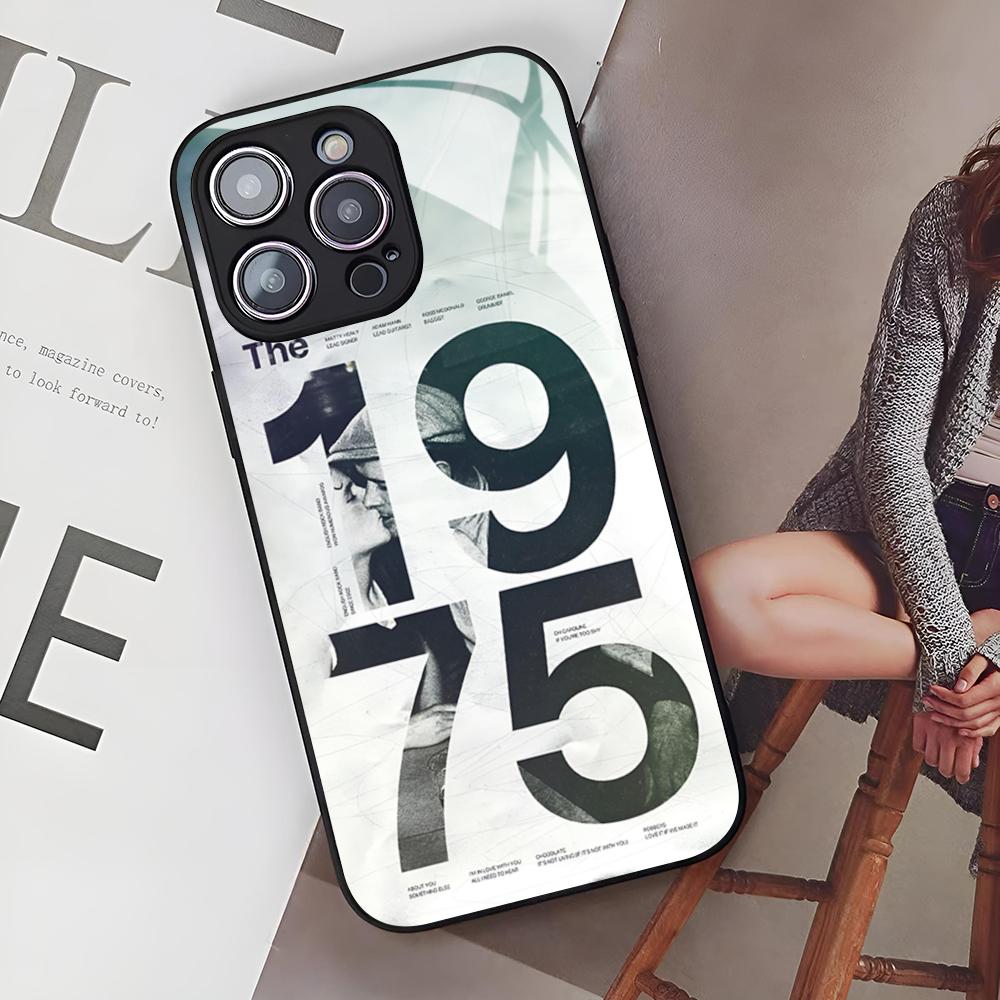 Чехол для телефона рок-группы The 1975 для Iphone 16 15 14 12 11 13 Pro Max Mini X Xr Xs Se 8 Puls Стеклянная крышка