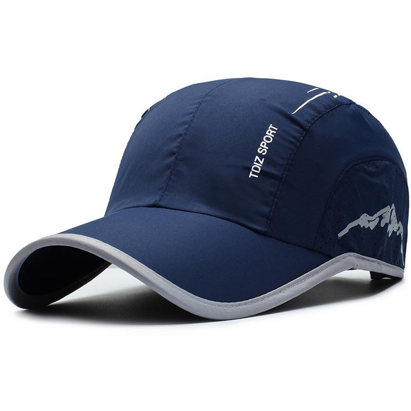 Кепка бейсболка с козырьком для головы