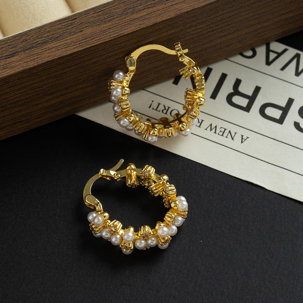 Celebrity Style Rice Pearl Ear Buckles Japan Korea Light Luxury Niche Design Temperament Versatile Earrings For Women