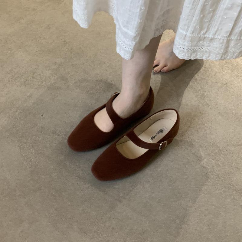 French Retro Red Mary Jane Shoes Women's 2025 New Autumn Temperament Square Head Ballet Flat Bottom Shallow Mouth Single Shoes
