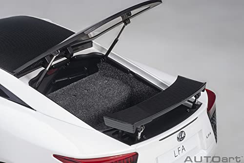 AUTOart Масштаб 1/18 Lexus LFA (Белоснежный/Черный углеродное волокно) Готовый продукт