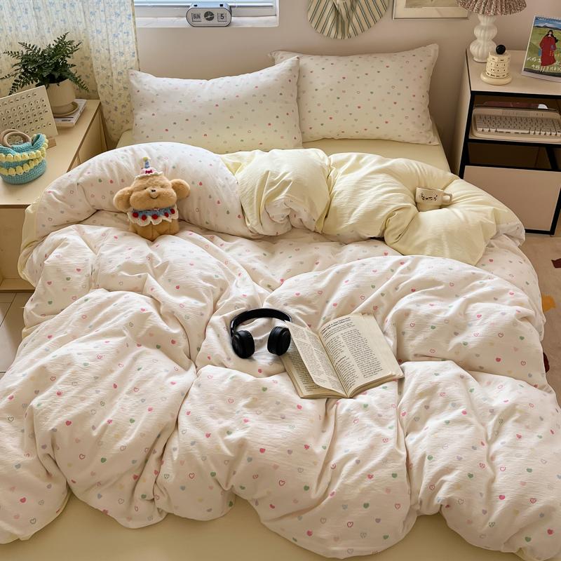 Grade A Cartoon Skin Friendly Breathable Bedding Set With Duvet Cover Sheet And Pillowcases