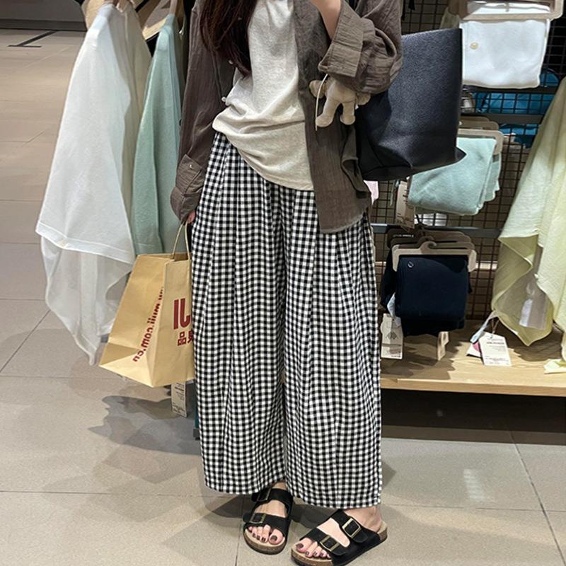 Black and white plaid pants women's summer thin new high-waisted and thin casual cotton and linen small nine-point grandma pants