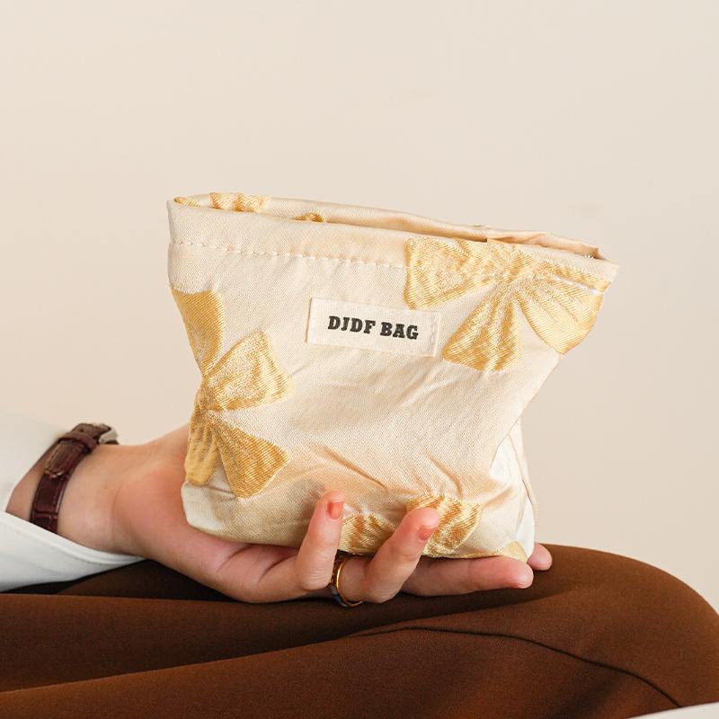 Women's Makeup Bag Small Pink Bow Makeup Lipstick Headphones Storage Bag Portable Coin Purse Commuter Card Holder Ins Style