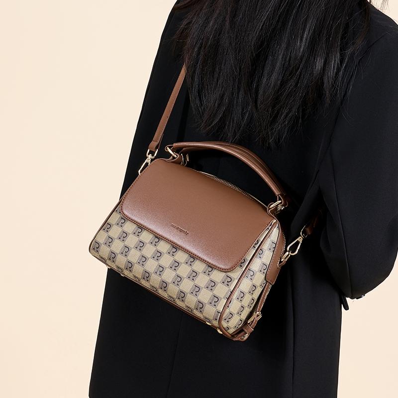Red Dragonfly 2026 New Women's Bag Rest Versatile Printed Retro Fashion Handbag