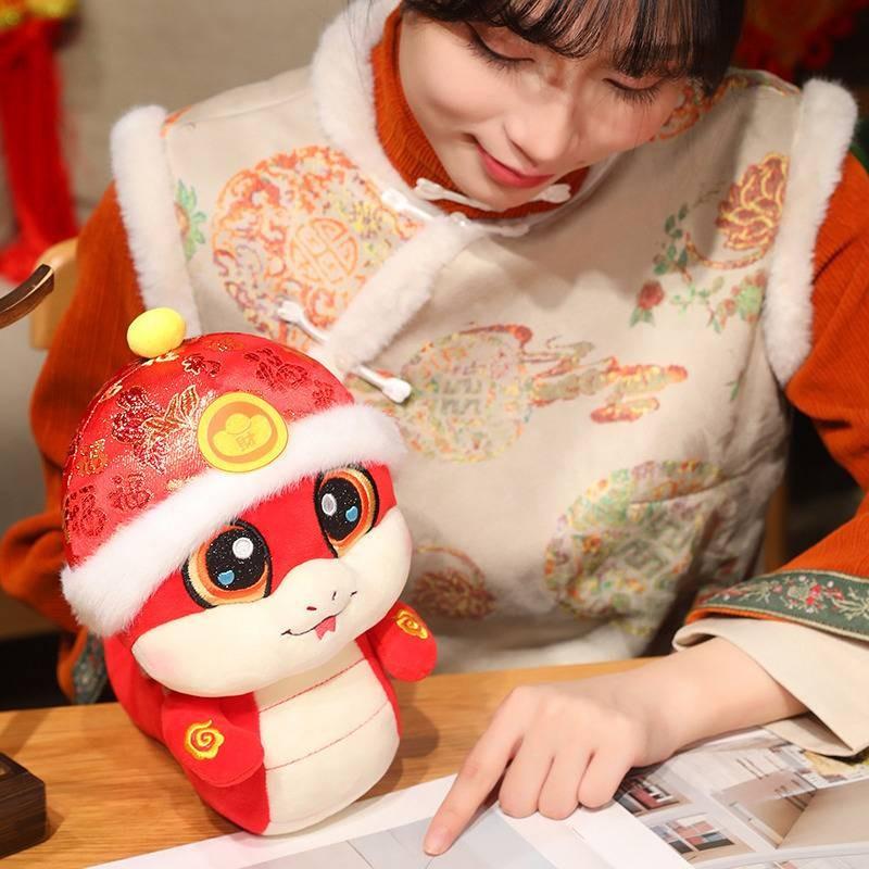 Snake Toys Plush Hat Cartoon Animals Fill Doll Mascot Toy Gift New Garnish Year