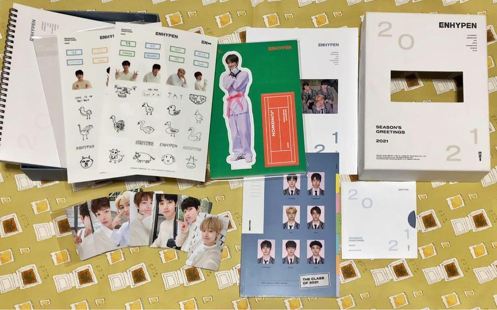 [USED] Enhypen CD Album DVD Bundle with Trading Cards