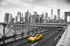 Photomural Taxi Crossing Brooklyn Bridge Smooth Vinyl 520x318