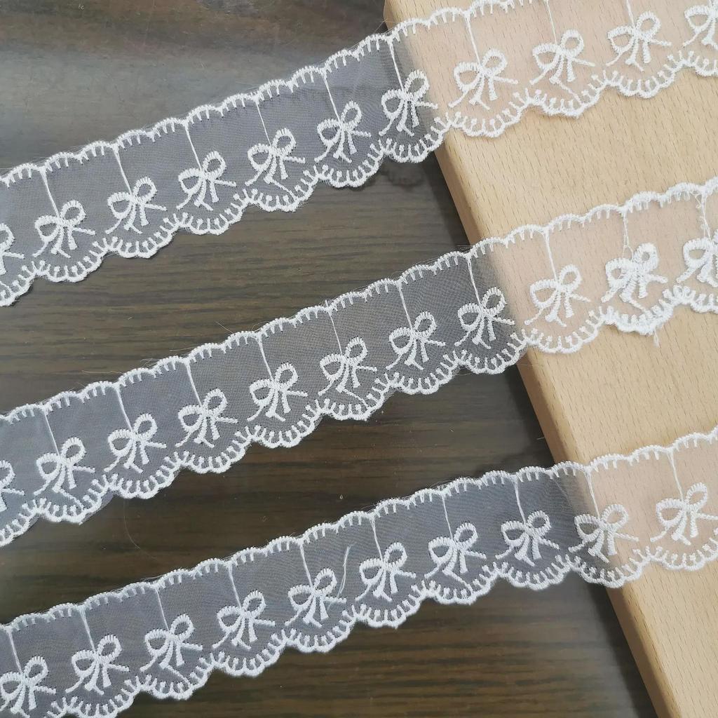 Классическая кружевная отделка Sweet Style с вышитым бантом из полиэстеровой легкой стеклянной пряжи