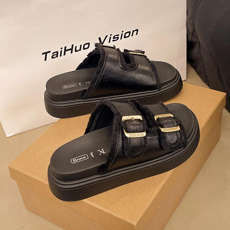 Thick-soled Slippers for Women's Summer Wear New High-end Beach Casual One-word Cool Slippers with Skirt Tide