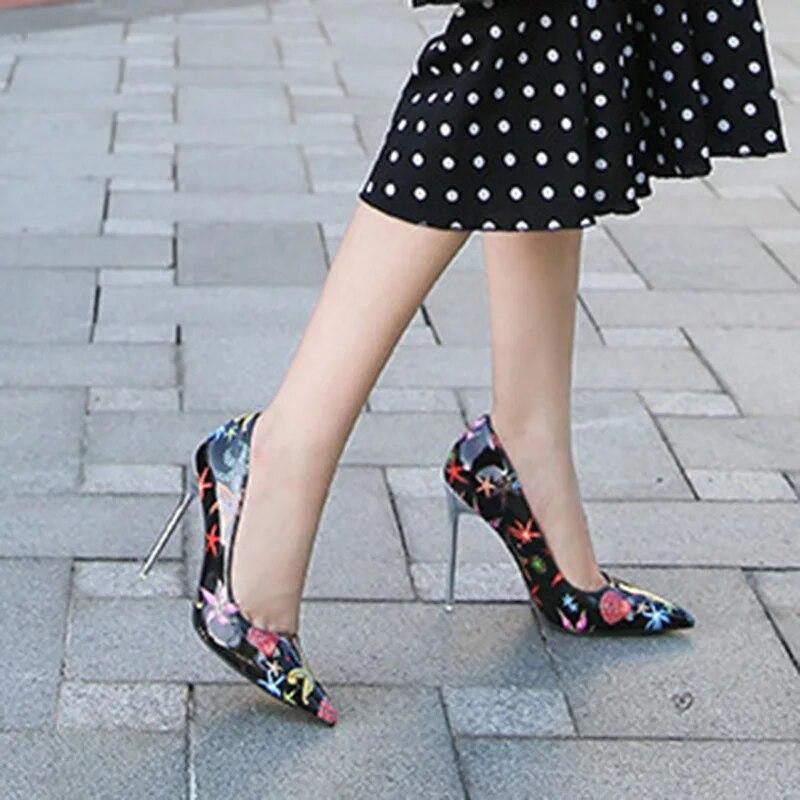 Женские туфли на шпильке, пикантные блестящие туфли-лодочки с острым носком на каблуке 11 см WZ