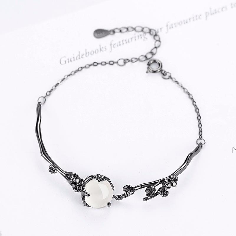 Креативный черный браслет из сливы, женские украшения, индивидуальное искусство, персиковый цветок, белый халцедон, украшения для рук