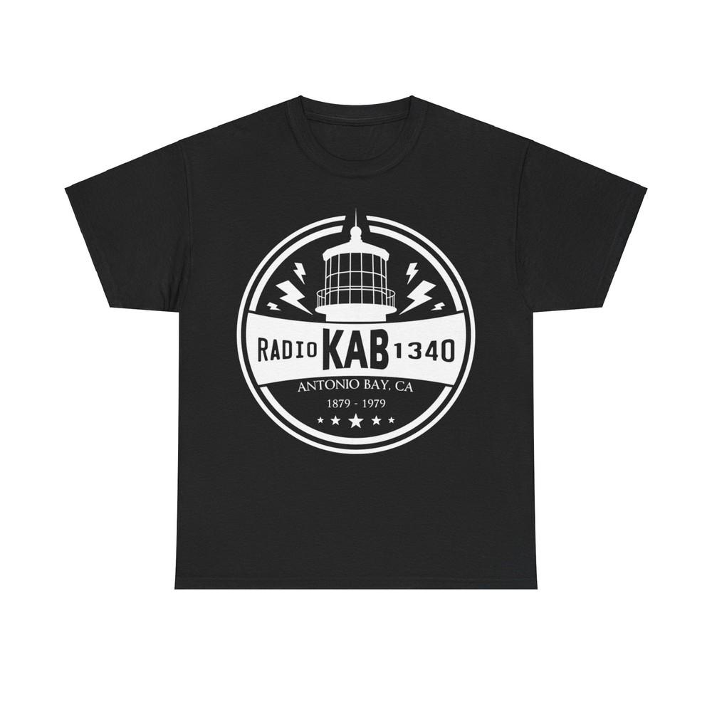 Футболка унисекс с принтом KAB Radio Station Antonio Bay 1340 (состаренный принт)