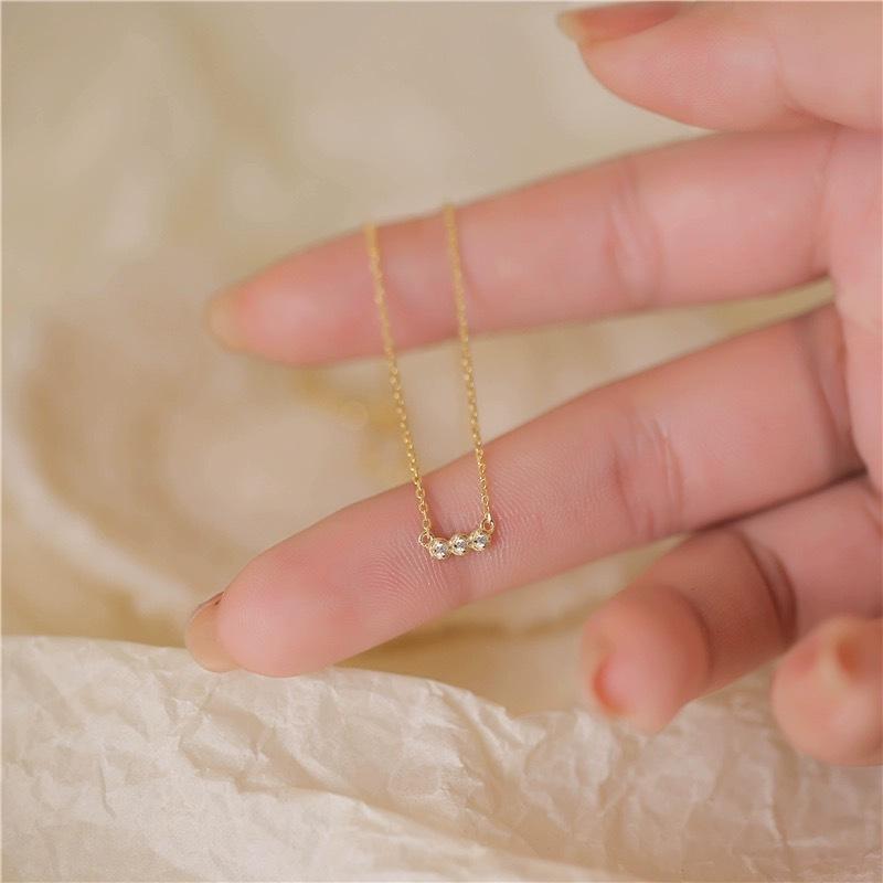 Серебряное ожерелье S925 с тремя бриллиантами для женщин в японском стиле, мягкая роскошь, минималистский стиль, ниша, ключичная цепочка