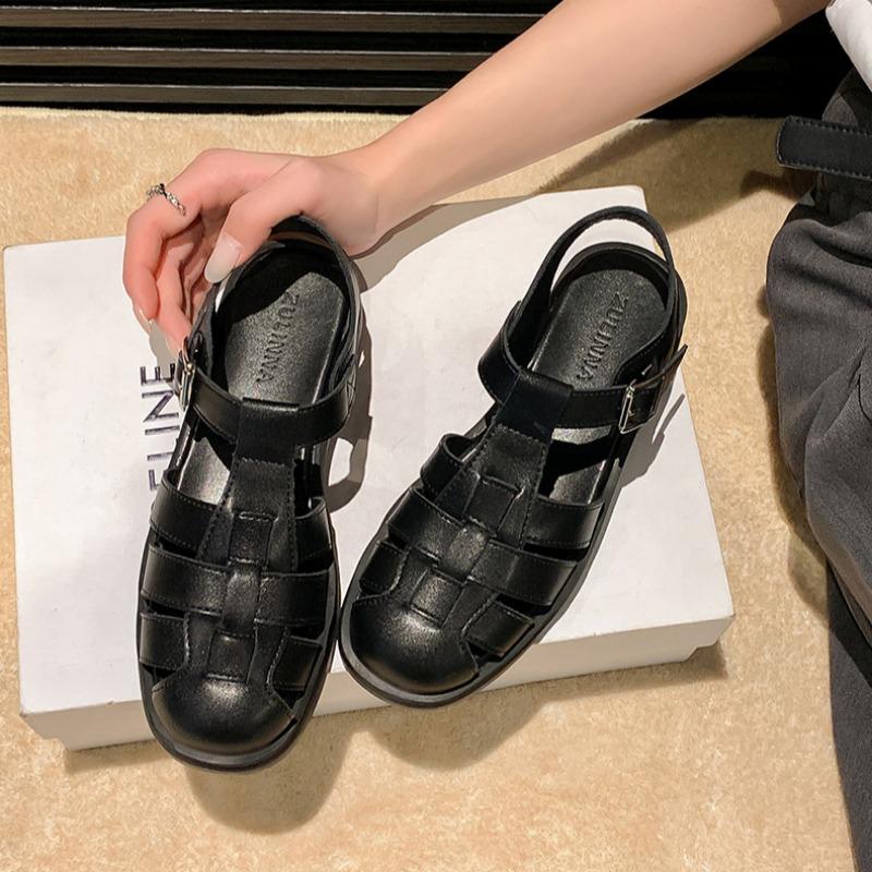 Ретро плетеные римские сандалии Мягкая подошва Ниша Толстая подошва Низкий каблук Полые свиные клетки Туфли из натуральной кожи Женские туфли