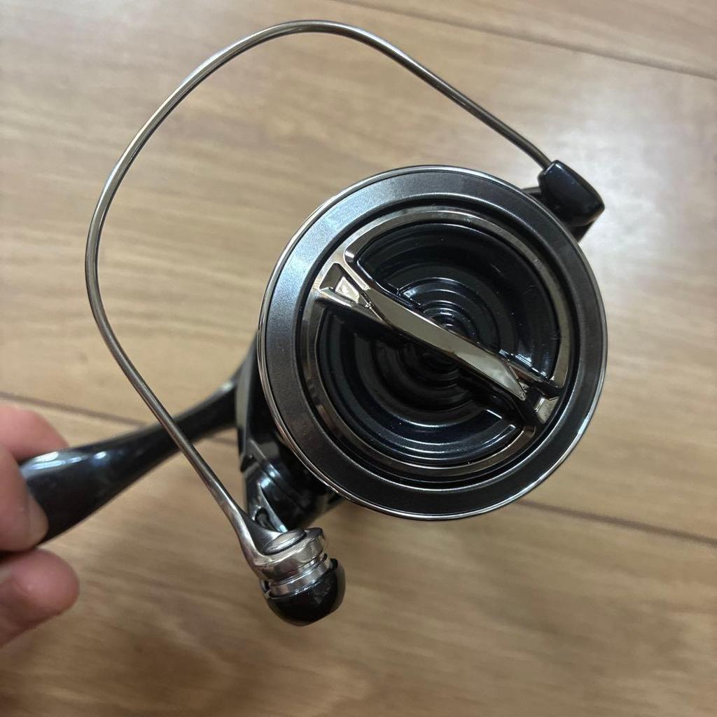 Б/у [Новый] основной корпус SHIMANO TWIN POWER XD 4000PG