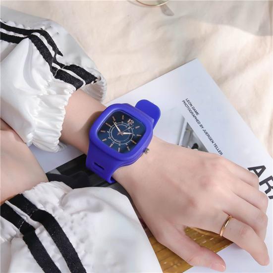 Женские часы в японском стиле, регулируемый пластиковый ремешок, кварцевый механизм с квадратным циферблатом, студенческие аналоговые часы, наручные часы для путешествий на каждый день