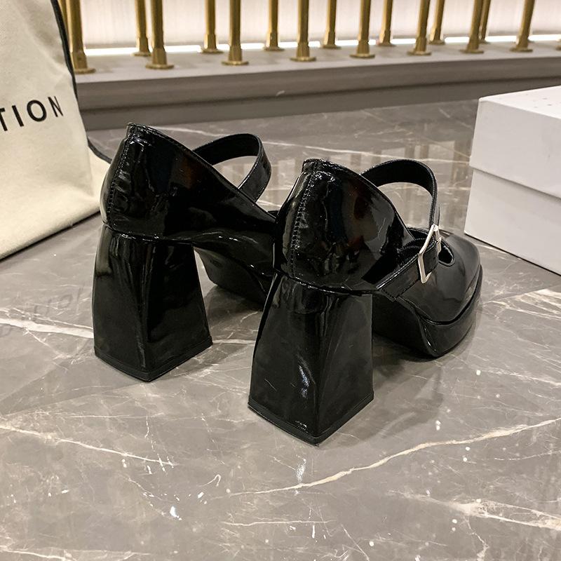 Туфли Мэри Джейн на толстом каблуке, водонепроницаемая платформа, толстая подошва, увеличивающая рост, японская лакированная кожа Spice Girl, черный темперамент, высокий каблук, маленькая кожа
