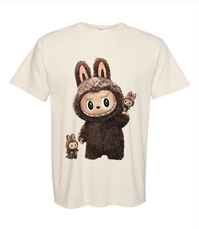 Labubu Monster Pop Mart Comfort Color Tee Женская футболка с забавным рисунком Y2K 90S Harajuku Graphic Ulzzang Футболка с принтом 90S Футболка унисекс