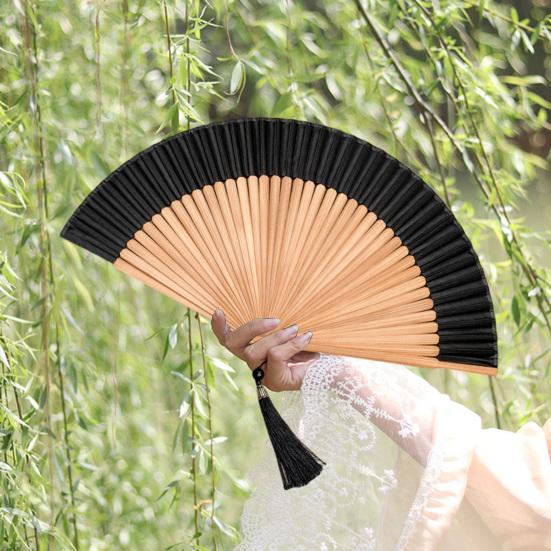 Бамбуковый ручной складной вентилятор, китайский винтажный легкий вентилятор с изысканными кисточками для фестиваля танцевальной музыки, свадебной церкви