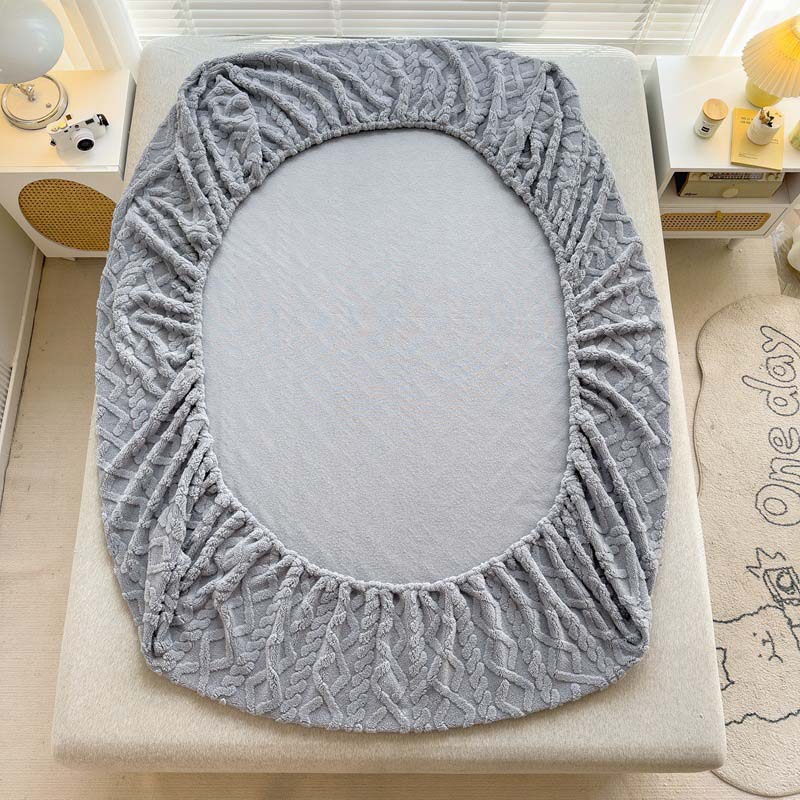 Winter Thickened Coral Velvet Bedsheet 3D Embossed Mattress Cover Keep Warm Soft Milk Velvet Bedsheet Bed Protector Cover Skin Friendly Bed Cove