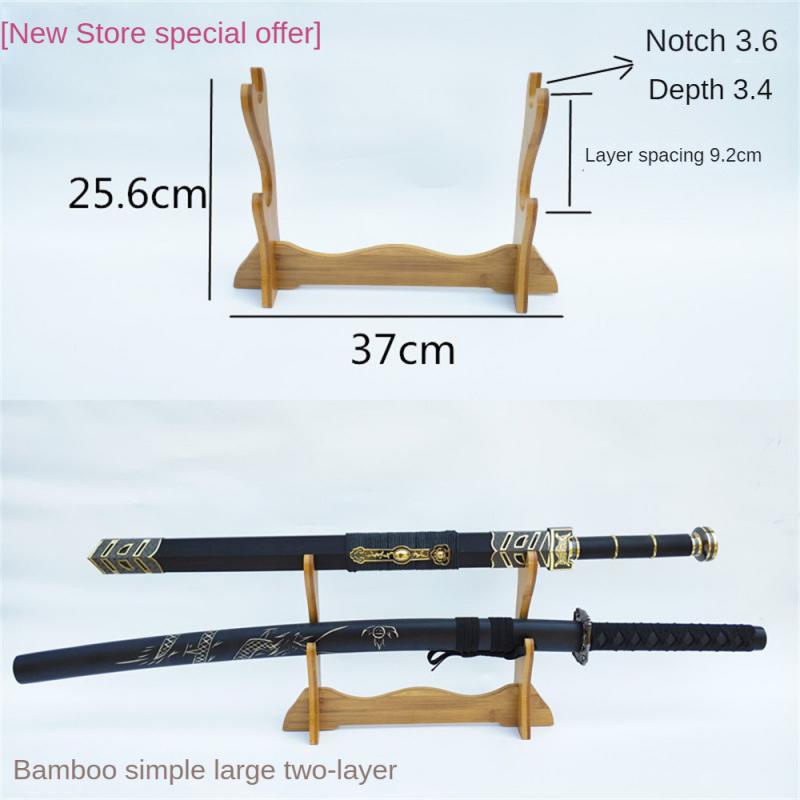 Стойка для выставки товаров Изысканное мастерство Изысканные детали Цветной деревянный стеллаж для хранения принадлежностей Держатель для меча Винтаж Реалистичный