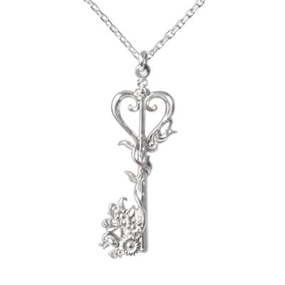 [U-Treasure] Ожерелье Ключ-Клинок из Kingdom Hearts -Место Судьбы- / Серебряное Ожерелье Унисекс Мужские Женские Аксессуары Украшения Подарок